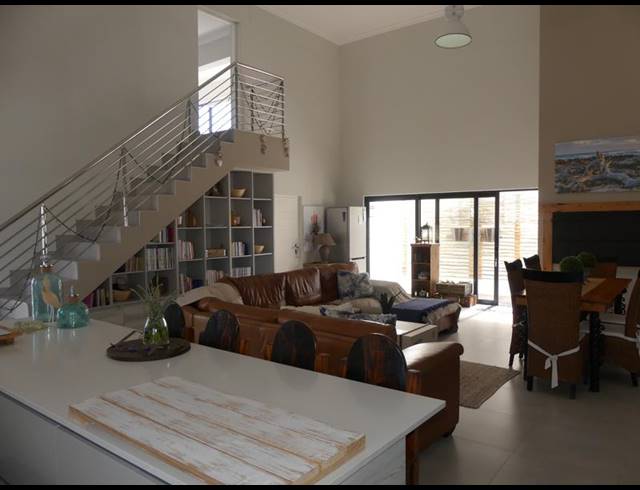 3 BEDROOM HOUSE FOR SALE IN SANDY POINT